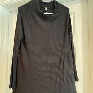 Free people split back turtle neck